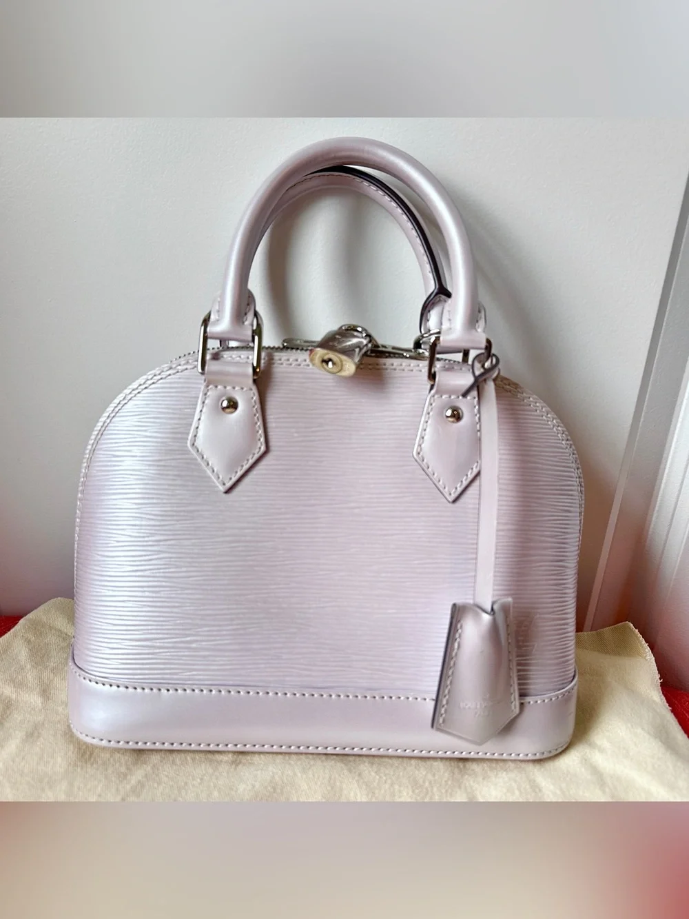 Louis Vuitton chic louis
